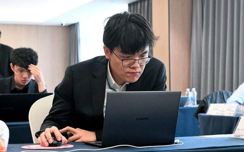 柯洁坦陈围甲格局 争冠艰难，目标直指保级之巅